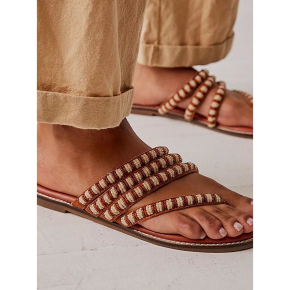 🎉LAST CHANCE🎉 FREE PEOPLE Beatrice Beaded Flat Sandals / Bronzer/Natural Combo - Picture 2 of 14